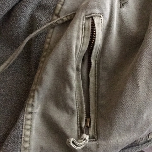 Cute cut off denim vest - Picture 4 of 4